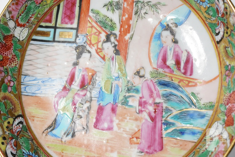清晚期 广彩侍女人物图杯碟一套 - 图7